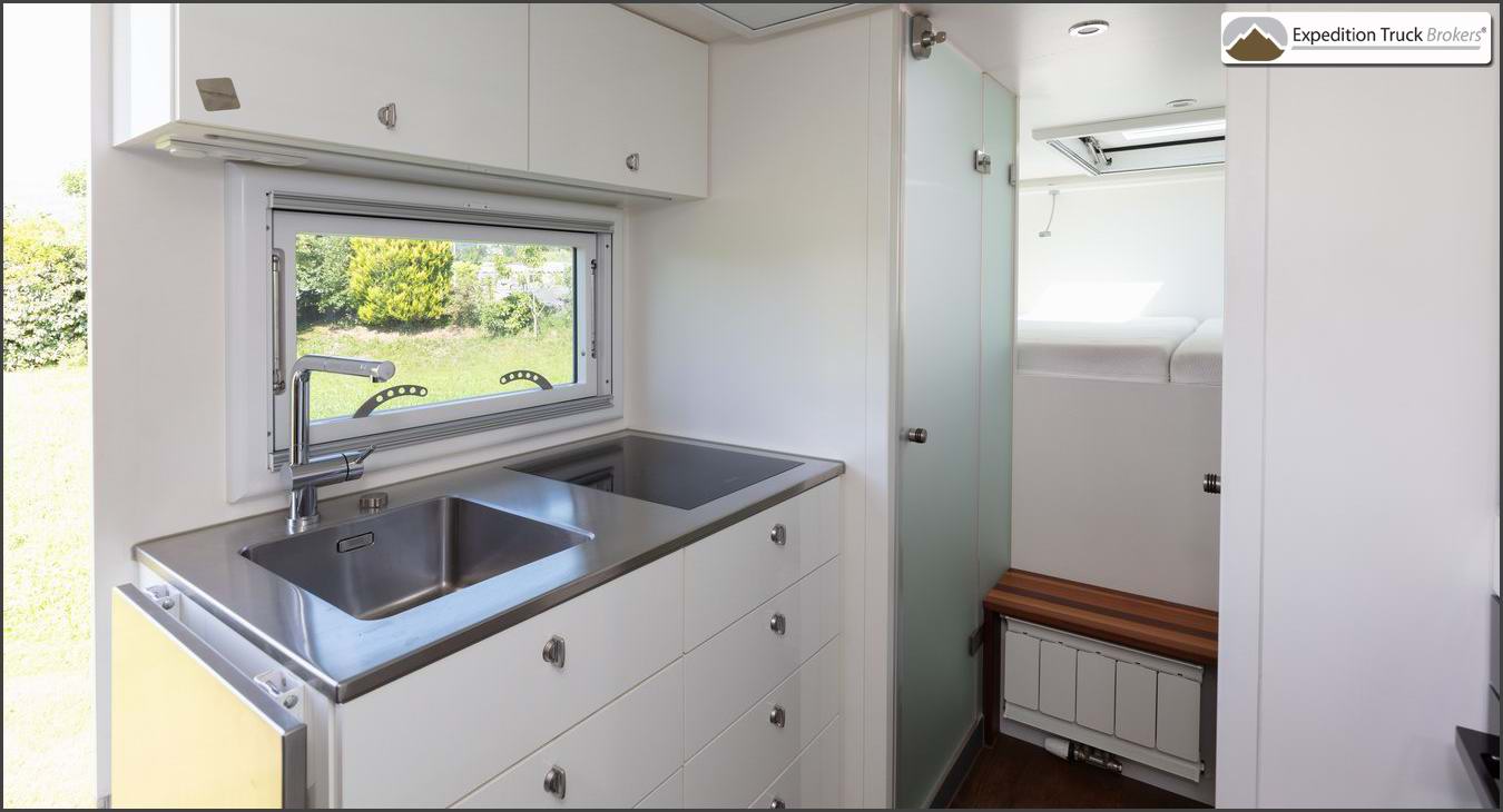 Mercedes Arocs 2033 Overland Truck with kitchen