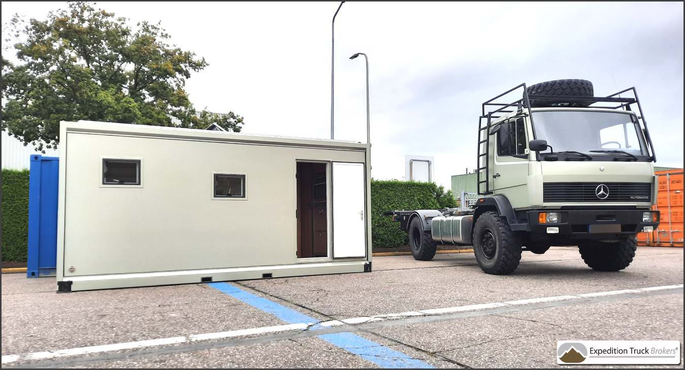 overland expeditiebox op Mercedes 917 4x4 vrachtwagen