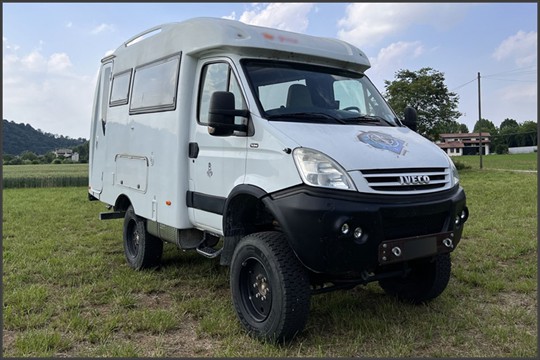 Iveco Daily 4x4 Overland Truck