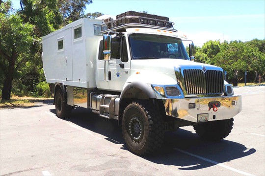 UNICAT 4x4 Expedition Vehicle Conversion | Expedition Truck Brokers
